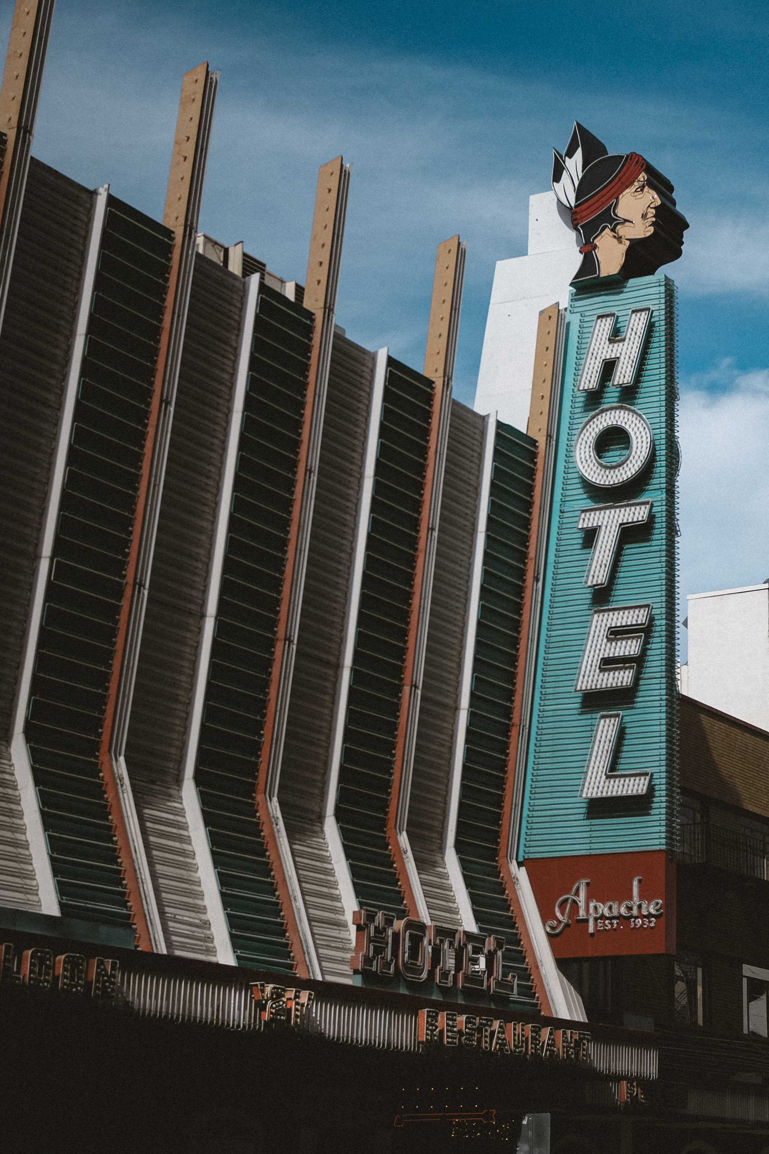 apache hotel
