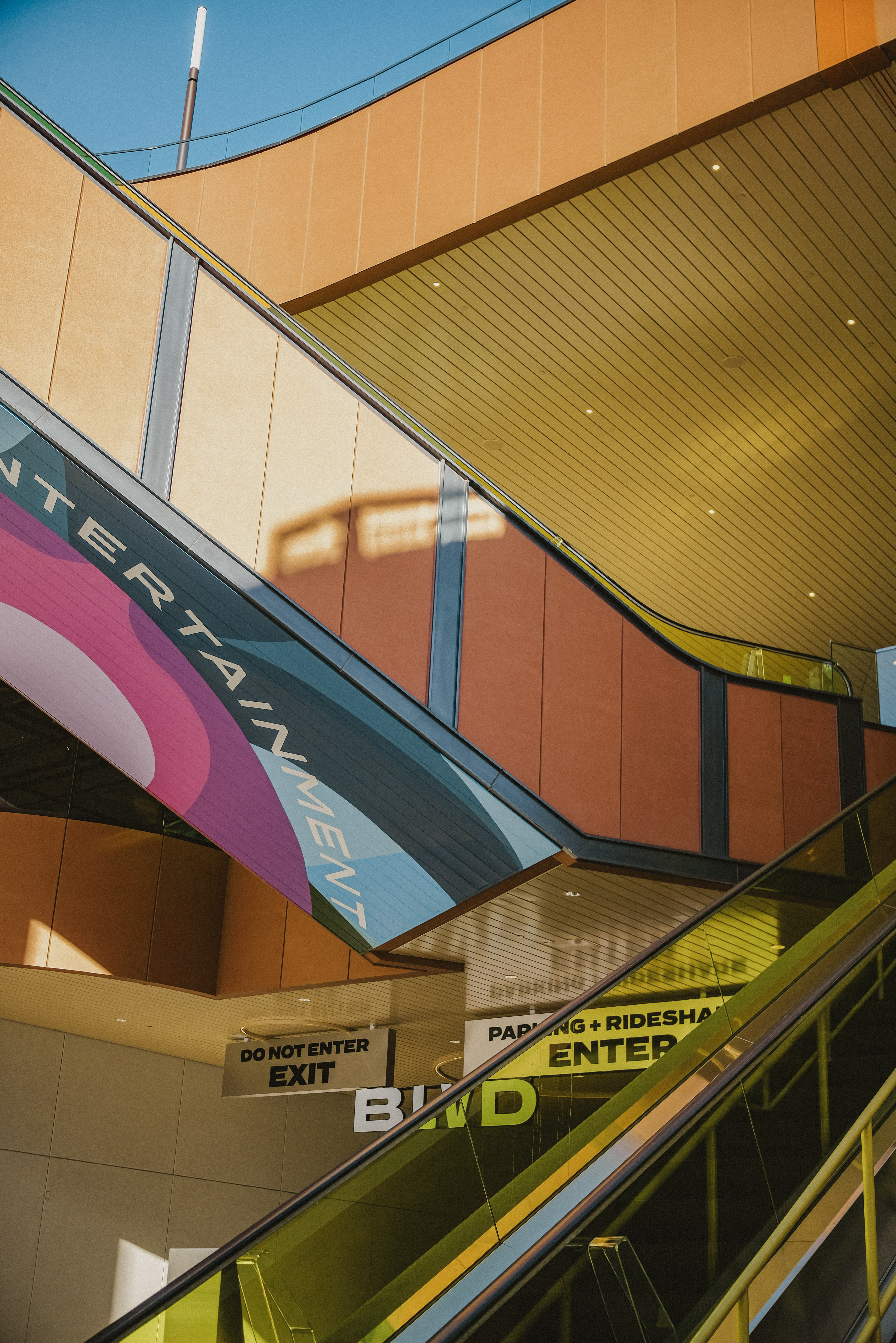 escalator